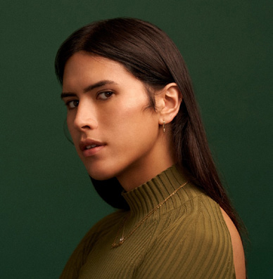 Nicola Dinan, Author